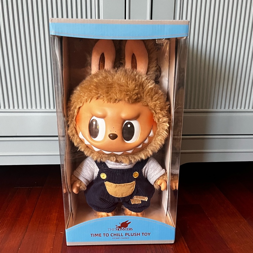 🔥AUTHENTIC Labubu - The Monsters - Time to Chill Doll